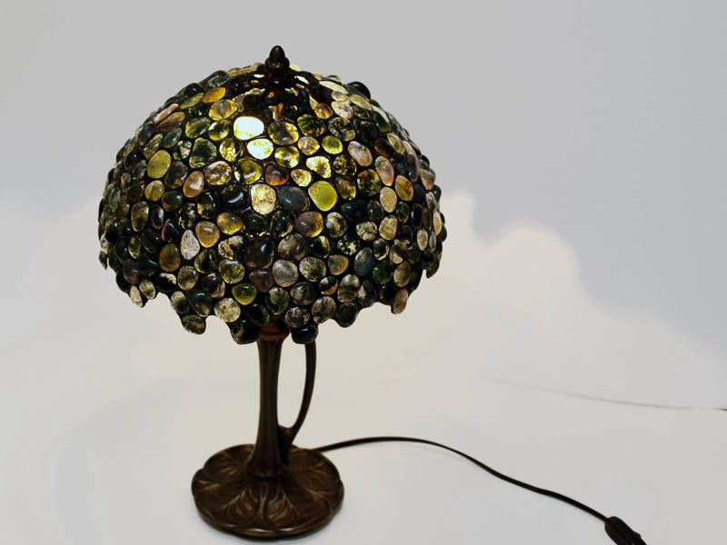 Lampa 30cm z agatu mszystego wykonana w tecnice Tiffany. Producent lamp witrażowych