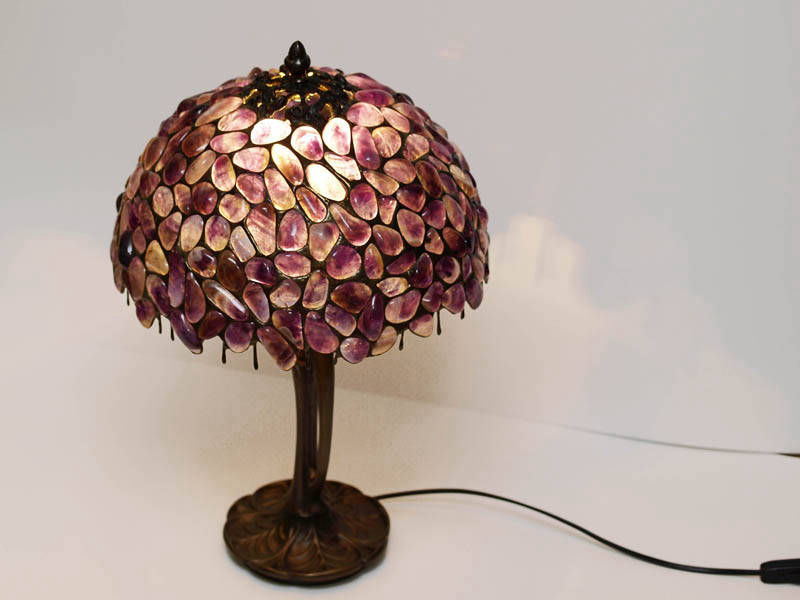 Lampa 30cm z ametystu wykonana w technice Tiffany. Producent lamp witrażowych